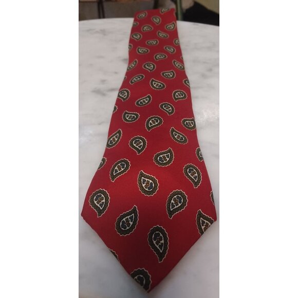 Men's Silk Tie Royal Club Paisley Red Green Cream - Picture 1 of 3